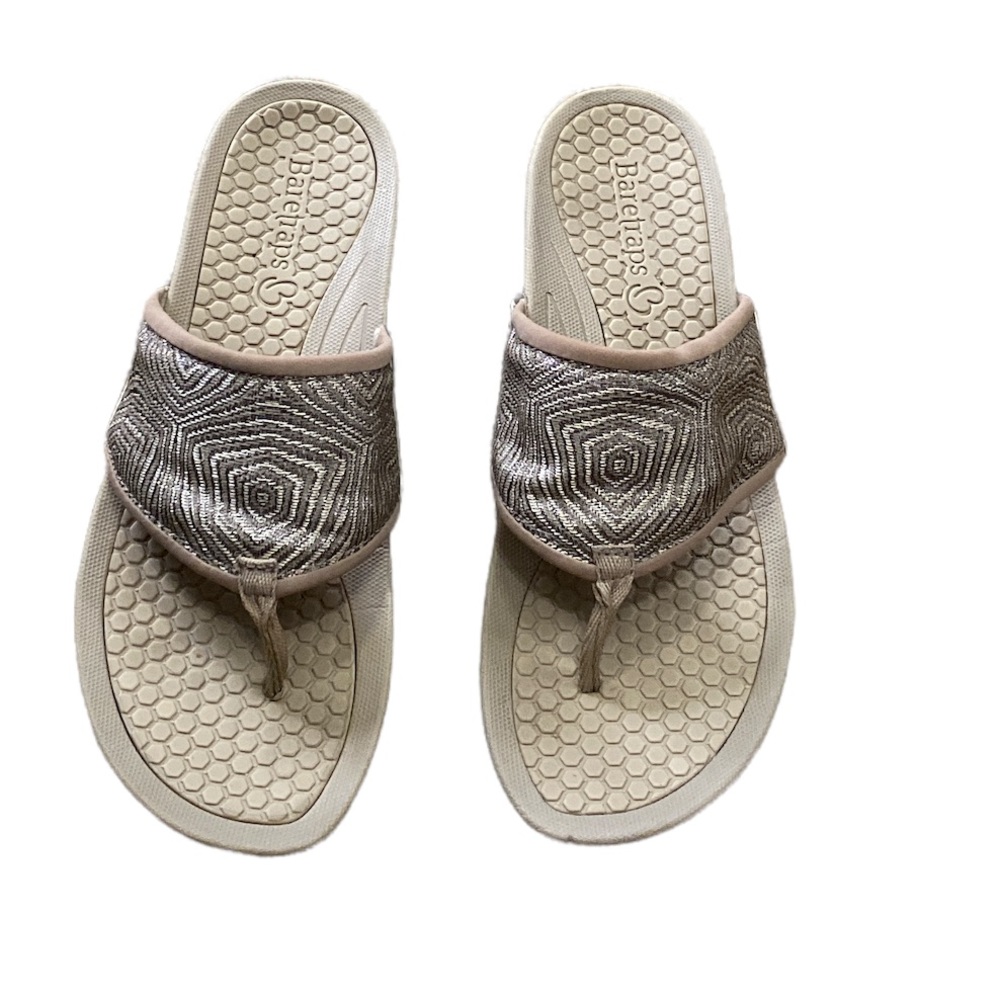 BareTraps Women's Dasie Platform Sandal‎ Thong Flip Flop Gold Shoe Size 8M